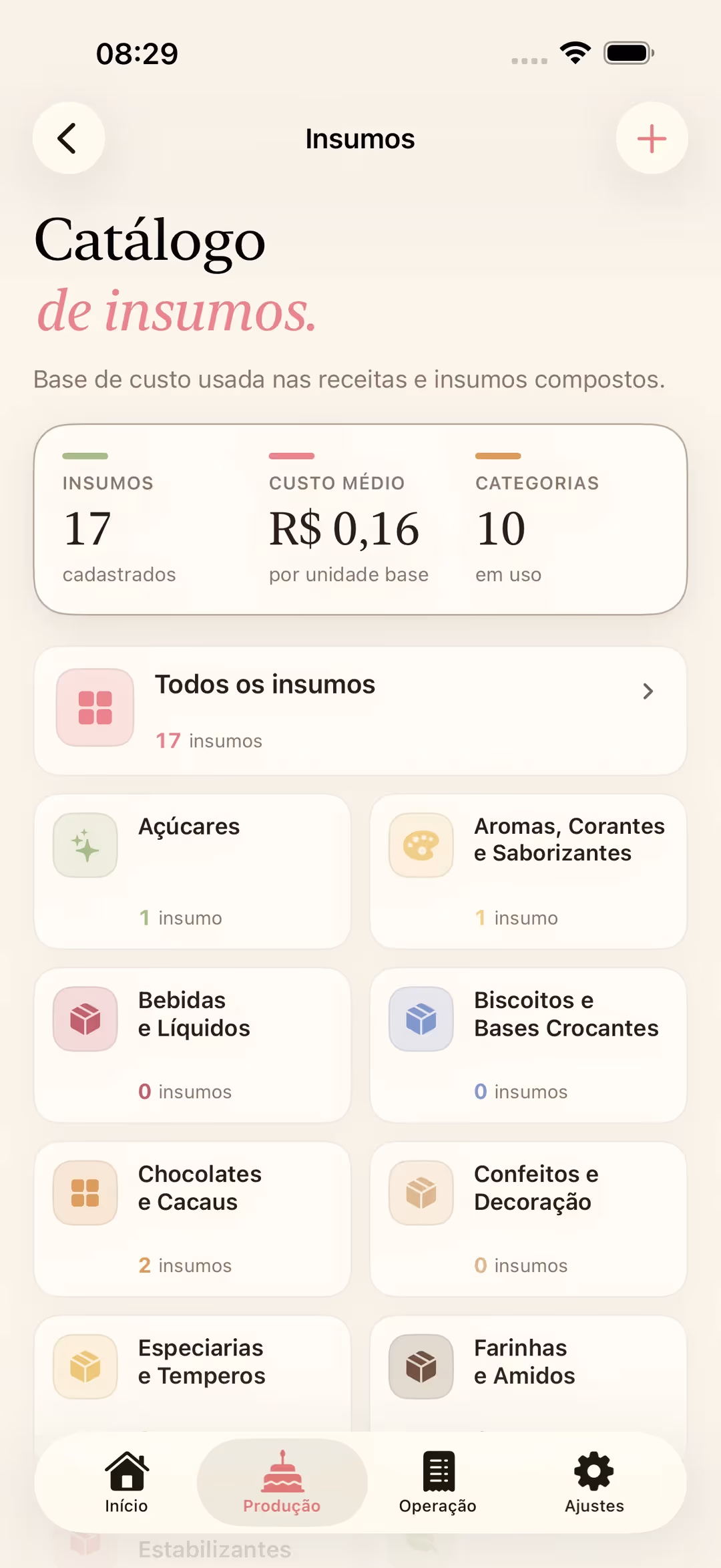 Tela Insumos do Receitório no iPhone com catálogo de ingredientes por categoria