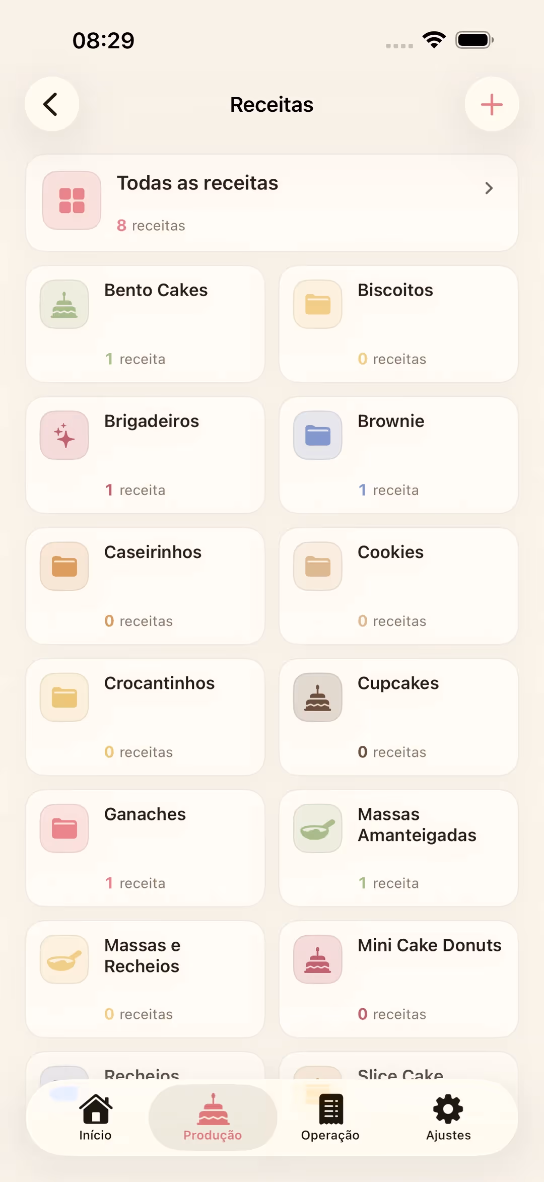 Tela Receitas do Receitório no iPhone, mostrando categorias de doces com ícones coloridos